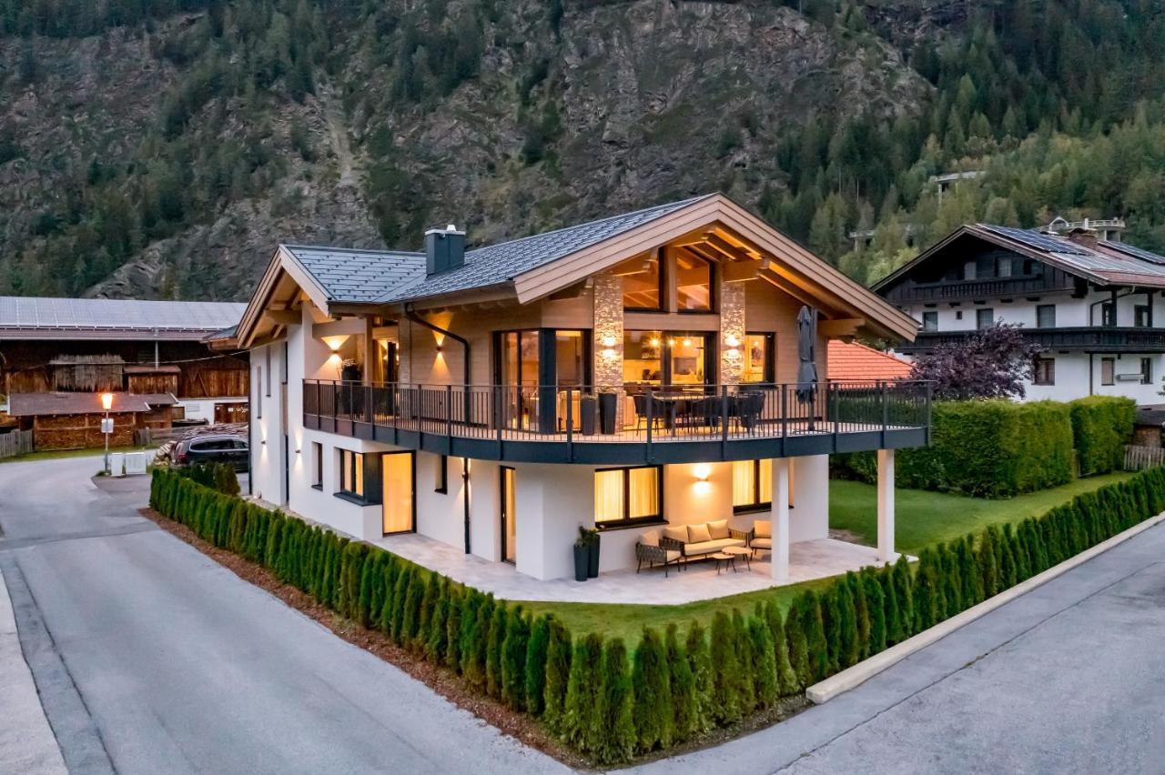 Alpenchalet Tirol Langenfeld Exterior photo
